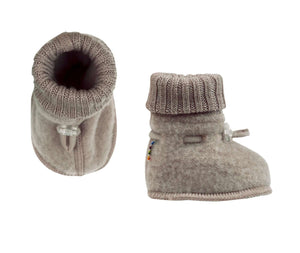 Baby shoes made of merino wool