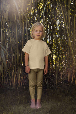 T-Shirt aus pflanzengefärbter Bio-Baumwolle